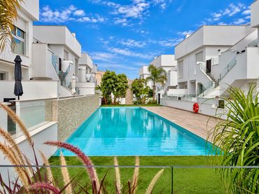 Ático con piscina en venta en Pilar de la Horadada ciudad