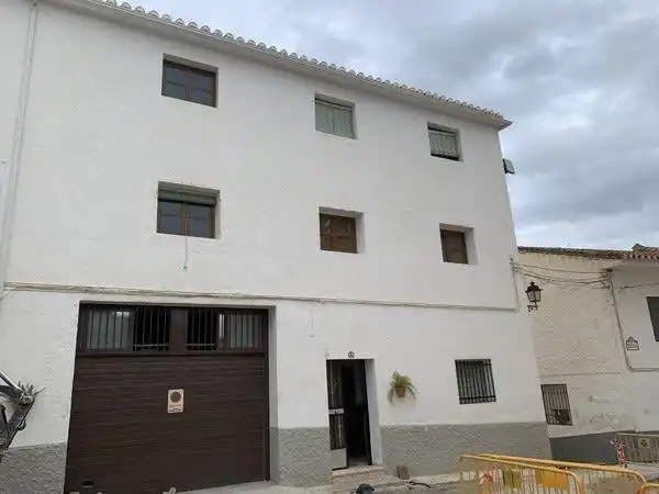 Vista exterior de Casa o xalet en venda en Guadix