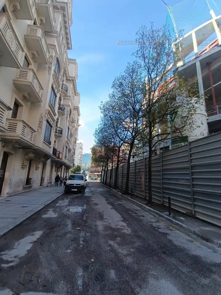 Piso con ascensor en venta en Juan De La Cosa, imagen 3