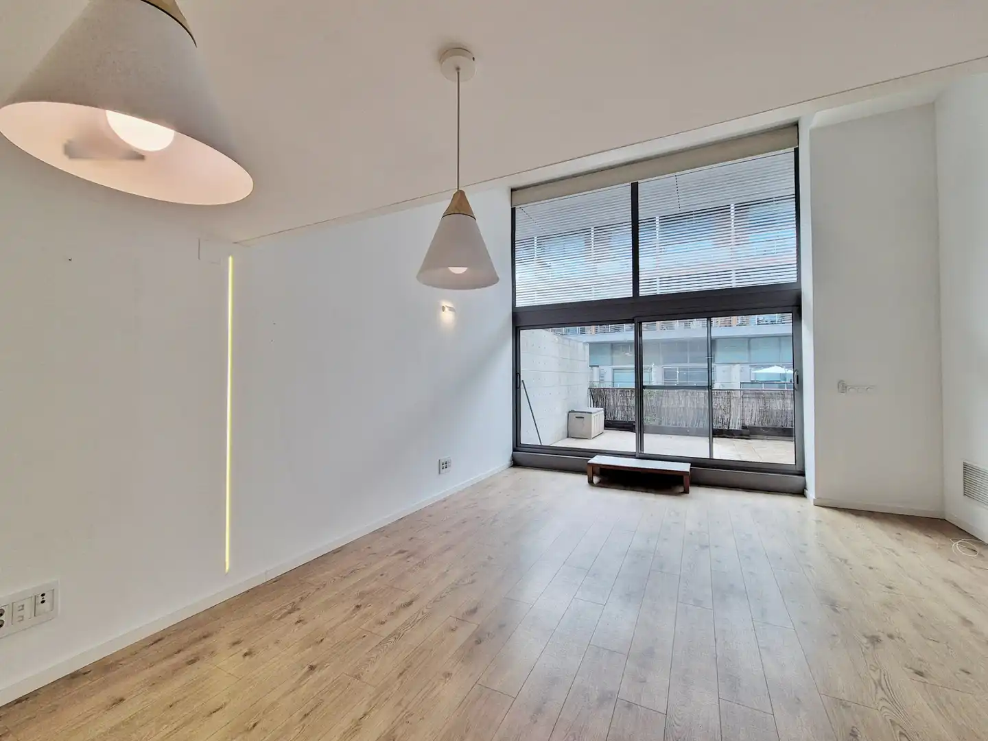 Wohnzimmer von Wohnung zum Verkauf in Valencia mit Klimaanlage, Heizung und Terrasse