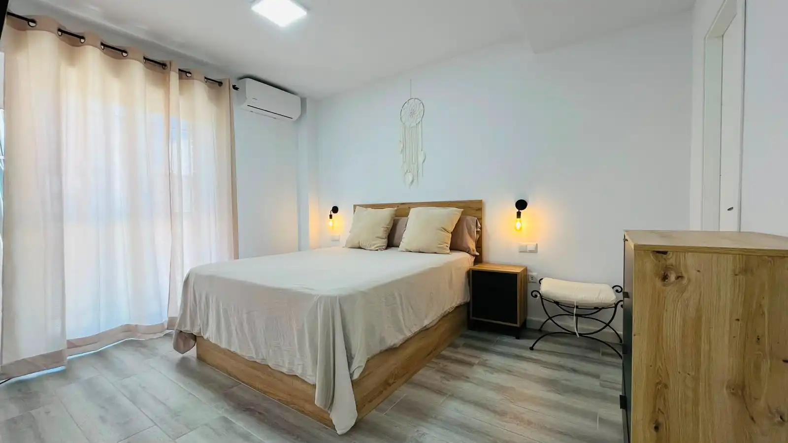 Schlafzimmer von Wohnung zur Miete in San Fernando mit Klimaanlage, Möbliert und Ofen