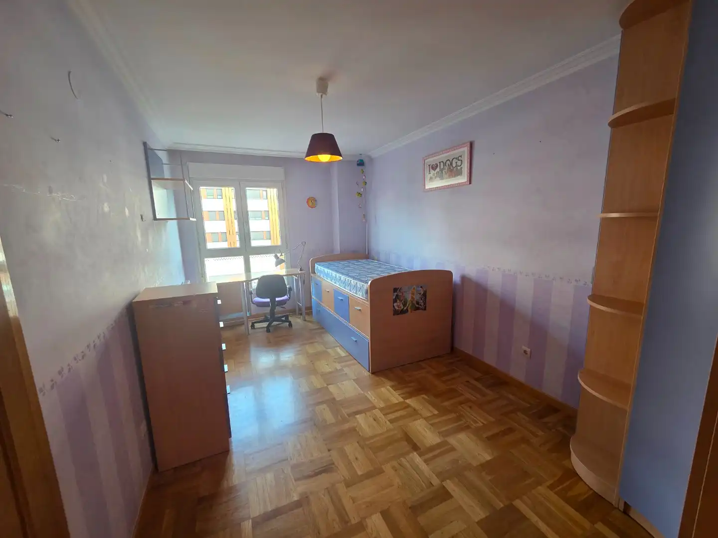 Bedroom of Flat for sale in Burgos  with Heating, Terrace and Storage room