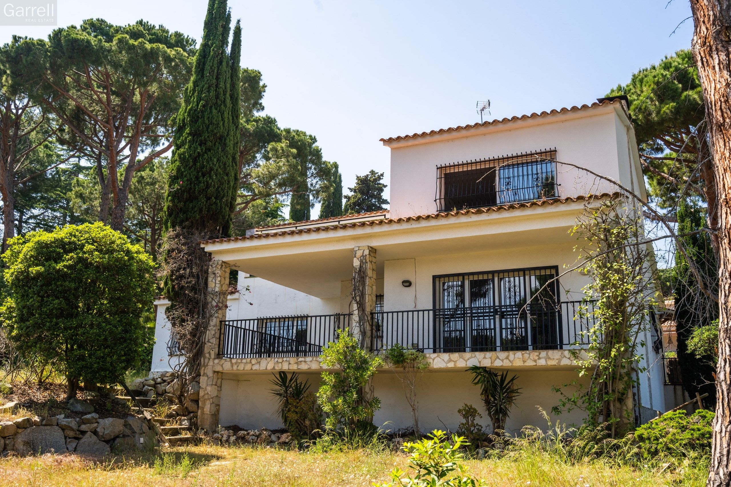 Vista exterior de Casa o xalet en venda en Sant Vicenç de Montalt amb Terrassa i Piscina