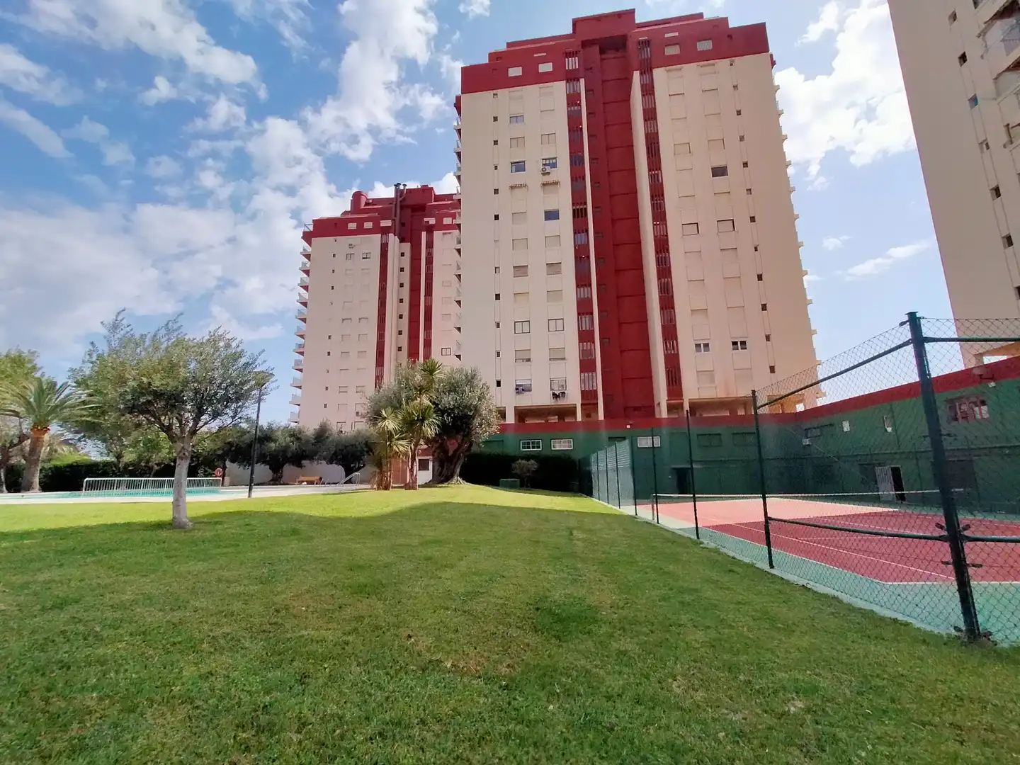 Vista exterior de Apartamento en venta en Gandia con Aire acondicionado, Terraza y Amueblado