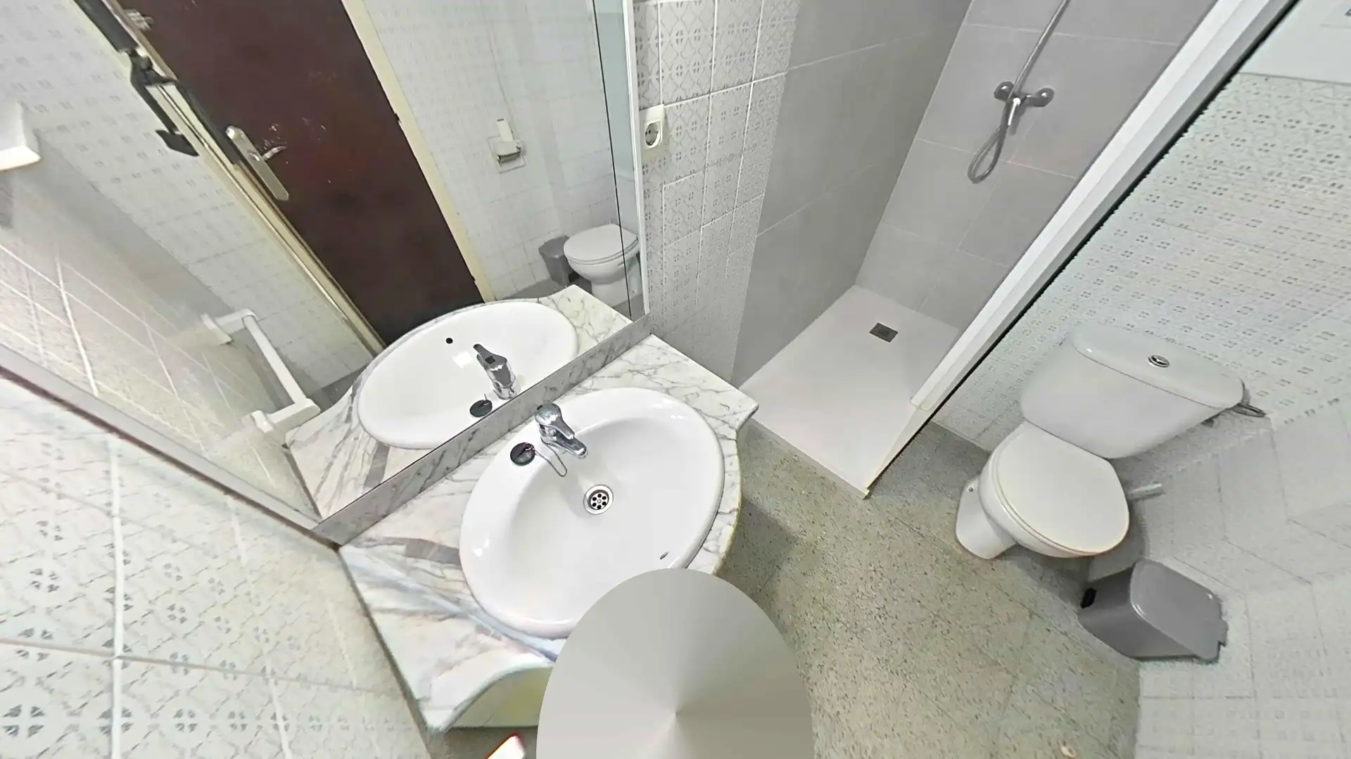 Bathroom of Flat for sale in Calella, Barcelona