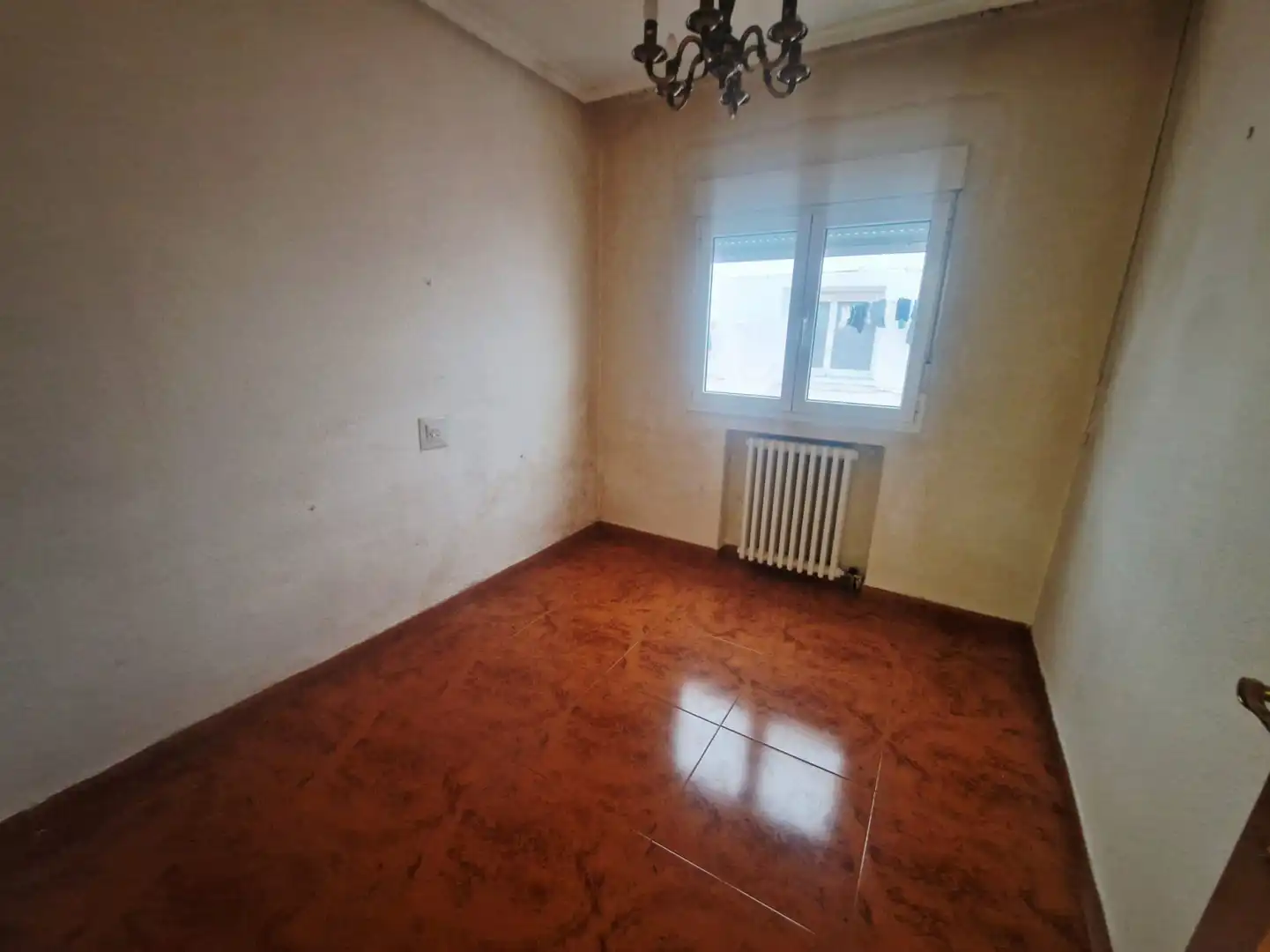 Habitación de Piso en venta en Avilés con Parquet y Terraza