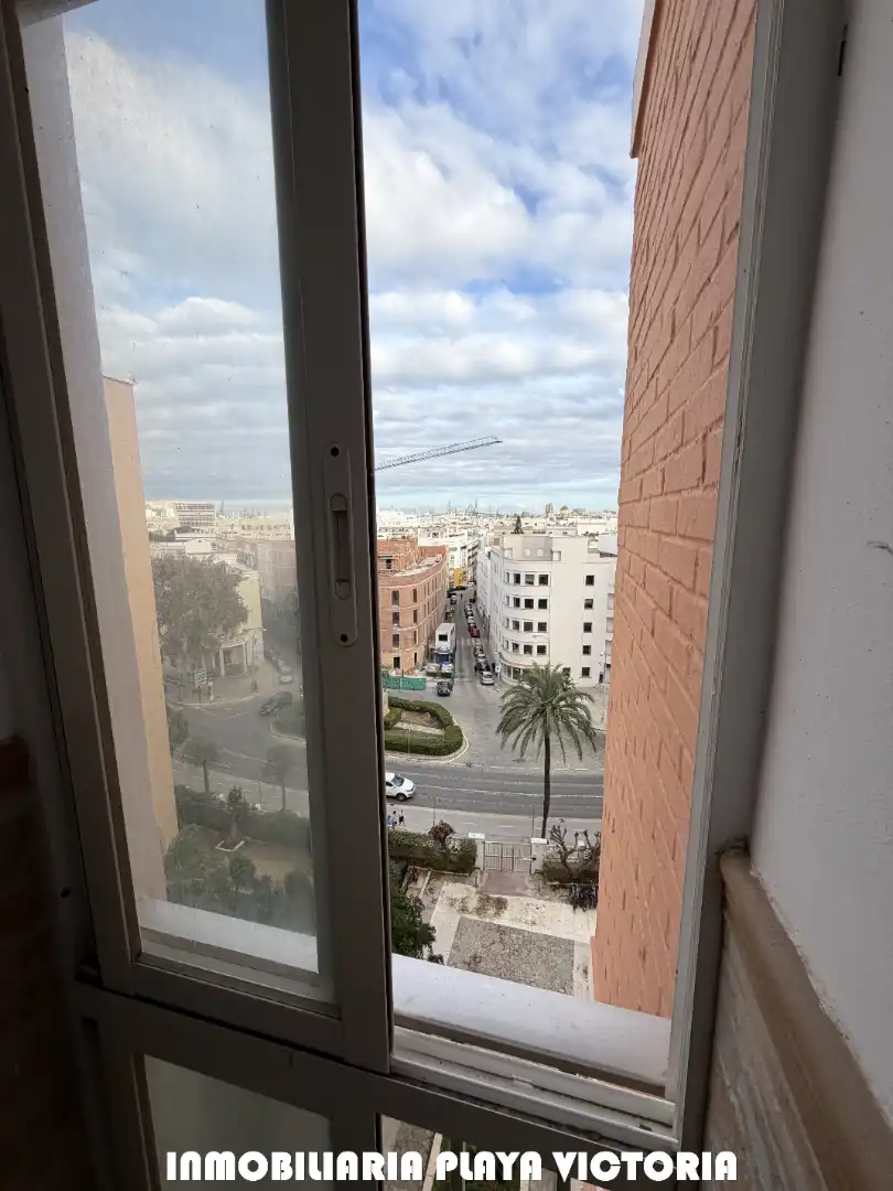 Vista exterior de Piso en venta en Cádiz con Terraza