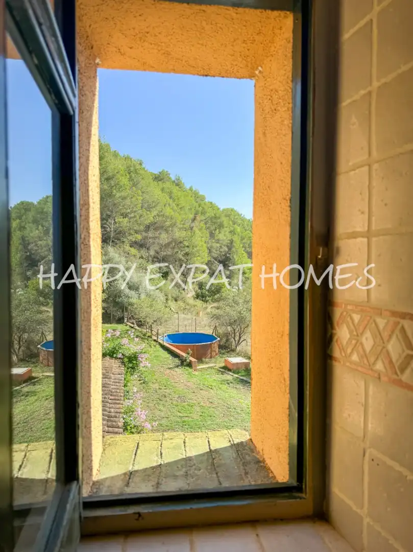 Vista exterior de Finca rústica en venda en Sant Pere de Ribes amb Calefacció, Jardí privat i Terrassa