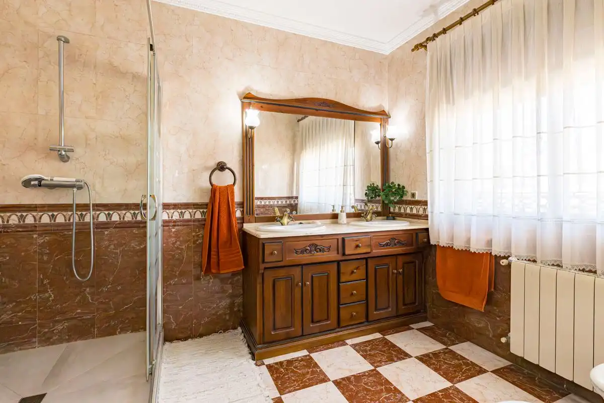 Baño de Casa o chalet en venta en Alguazas con Aire acondicionado, Calefacción y Jardín privado