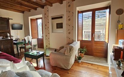 Living room of Single-family semi-detached for sale in Viveiro  with Private garden, Parquet flooring and Furnished