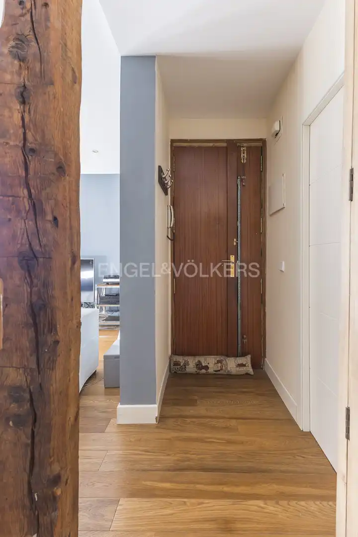 Flat for rent in Madrid  with Air Conditioner and Heating