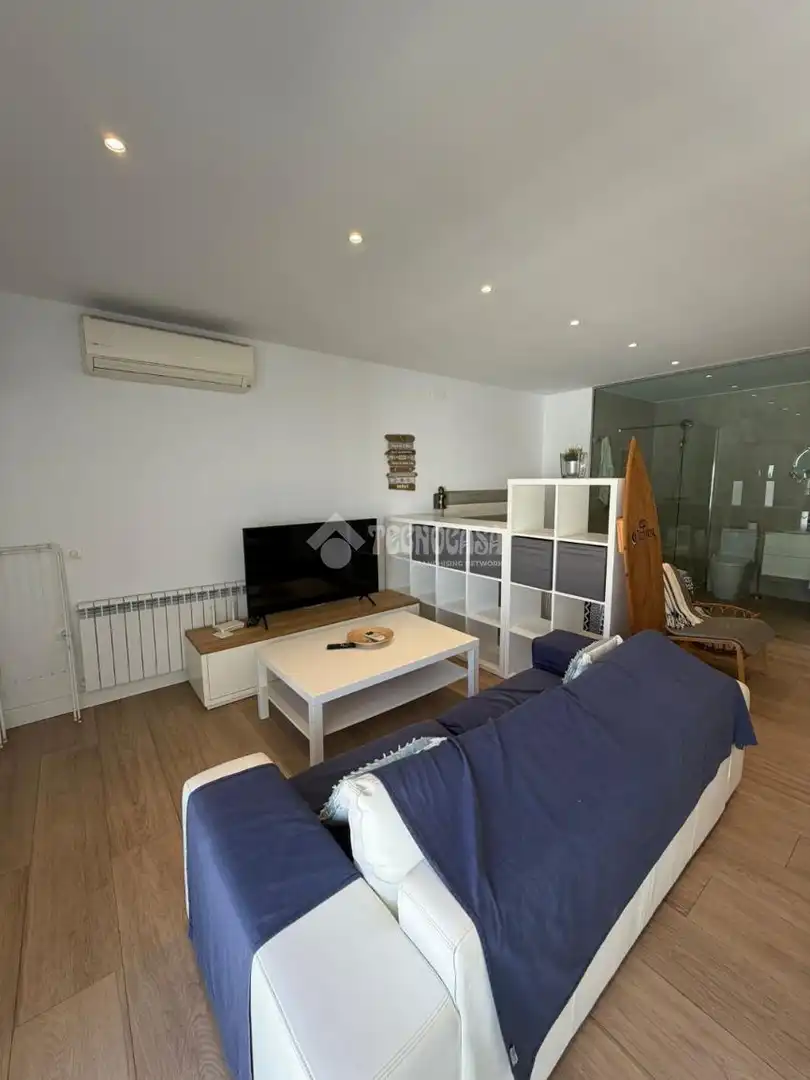 Sala d'estar de Pis en venda en Conil de la Frontera amb Aire condicionat, Calefacció i Balcó