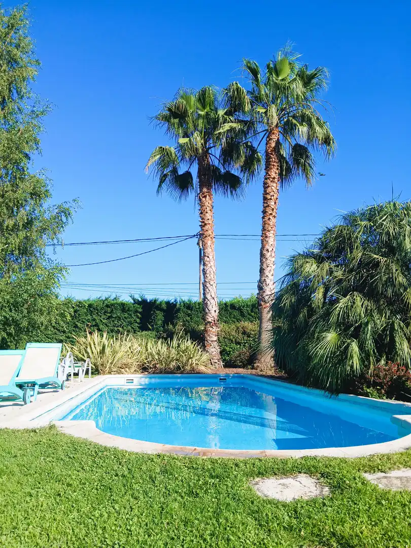 Piscina de Casa o xalet en venda en Lardero amb Moblat