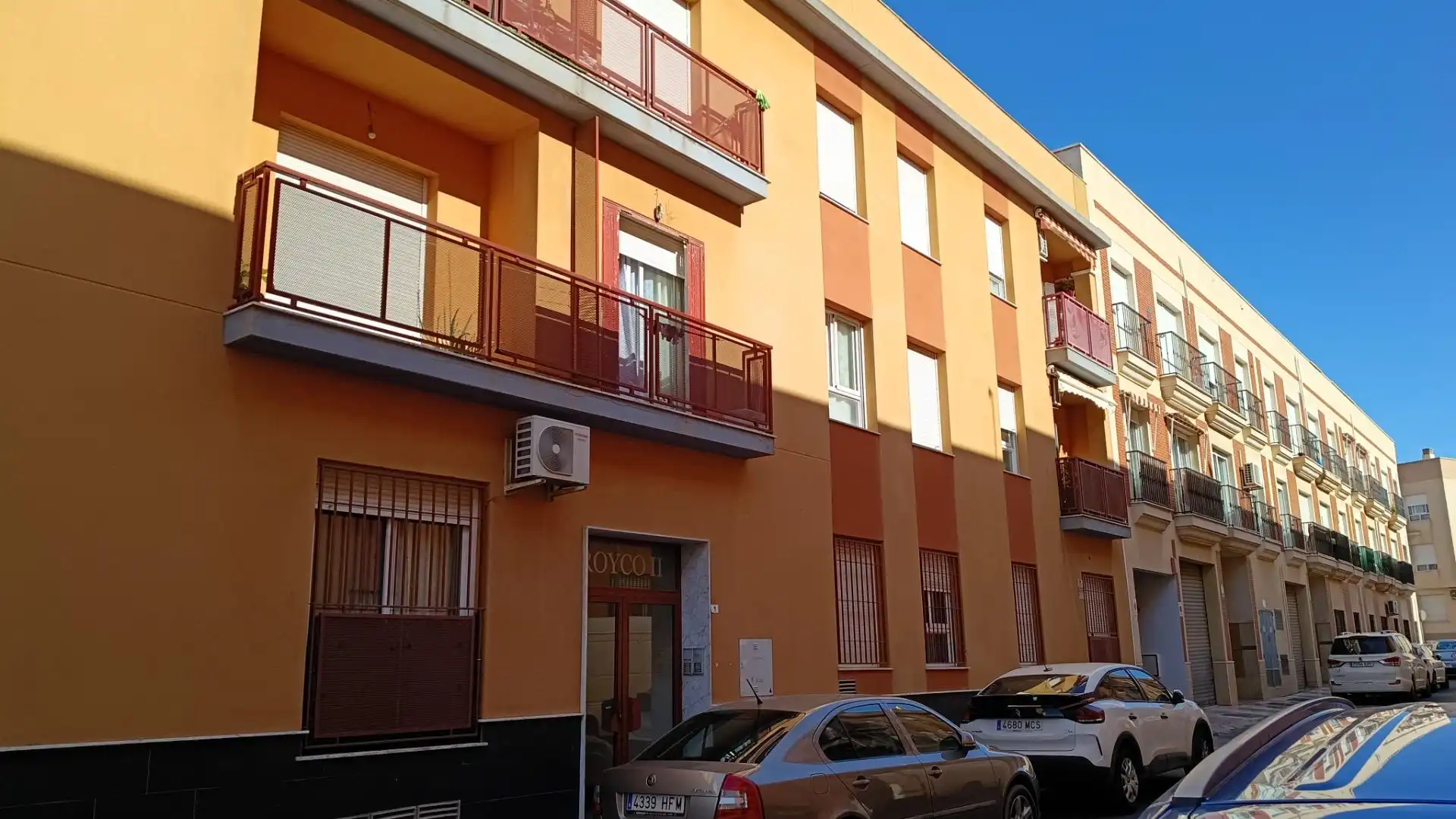 Exterior view of Flat for sale in Roquetas de Mar  with Air Conditioner, Heating and Terrace