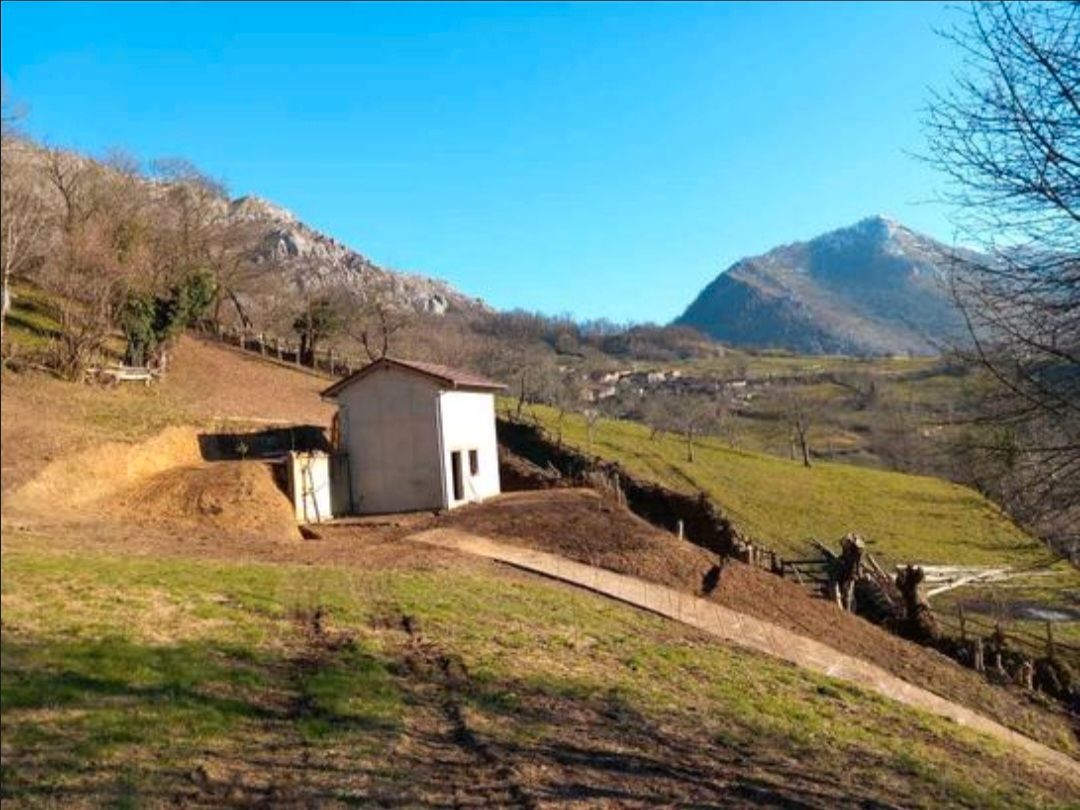 Vista exterior de Casa o xalet en venda en Laviana