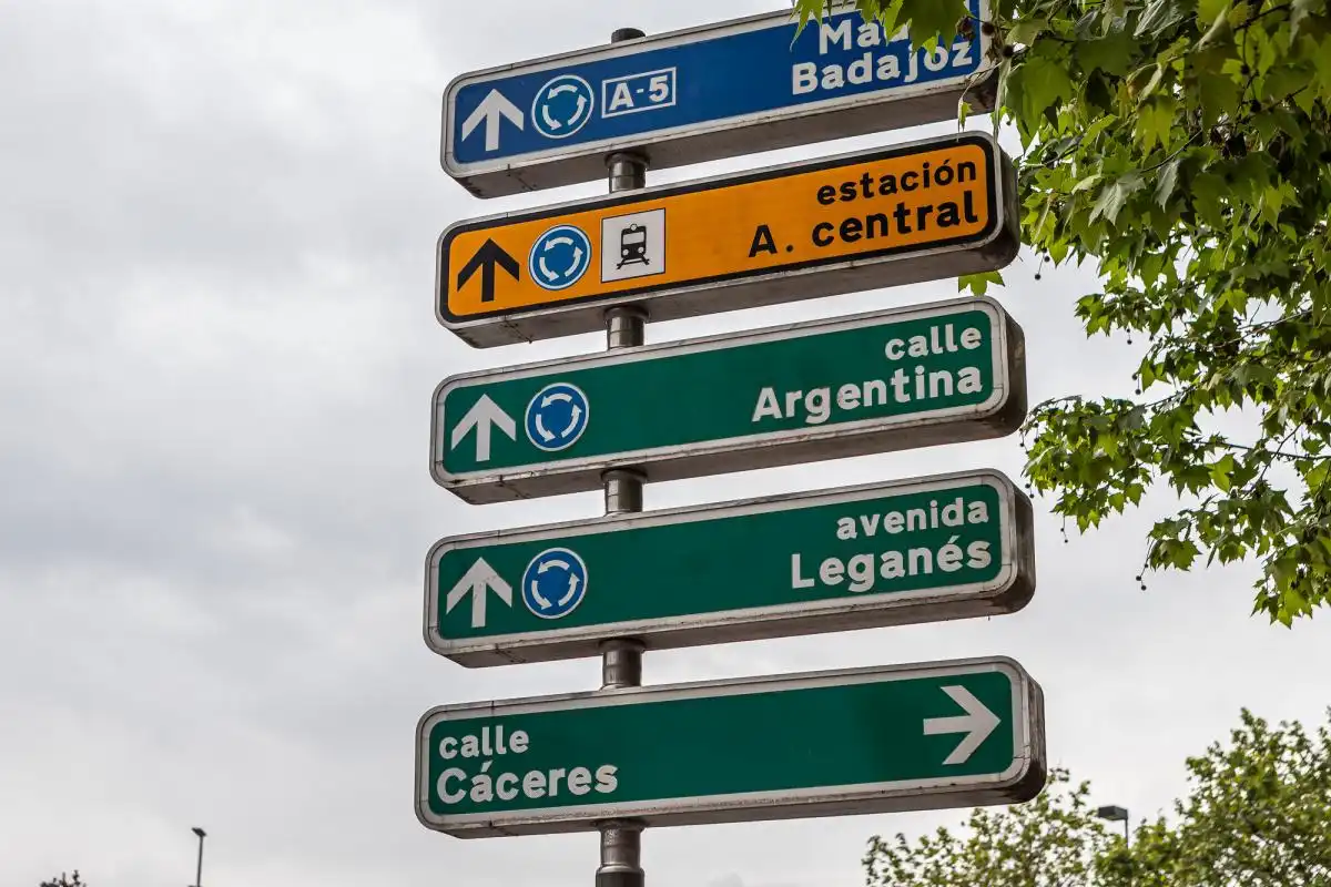 Außenansicht von Gebäude zum Verkauf in Alcorcón