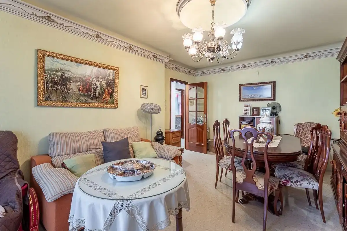 Casa adosada en venta en Calle LA REDONDA, 21, Pinos Puente