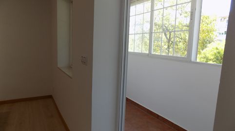 Foto 5 de Piso de alquiler en Calle Mijas, Palomeras Sureste, Madrid Capital