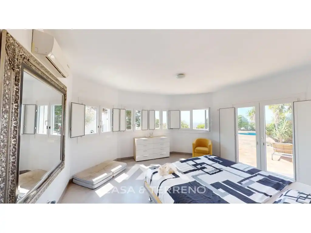 Dormitori de Casa o xalet en venda en Vélez-Málaga amb Aire condicionat, Jardí privat i Terrassa