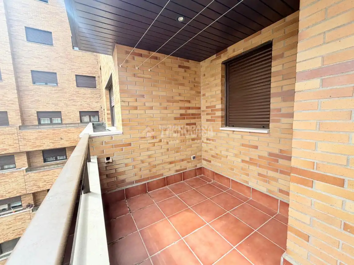Terraza de Piso en venta en Seseña con Aire acondicionado