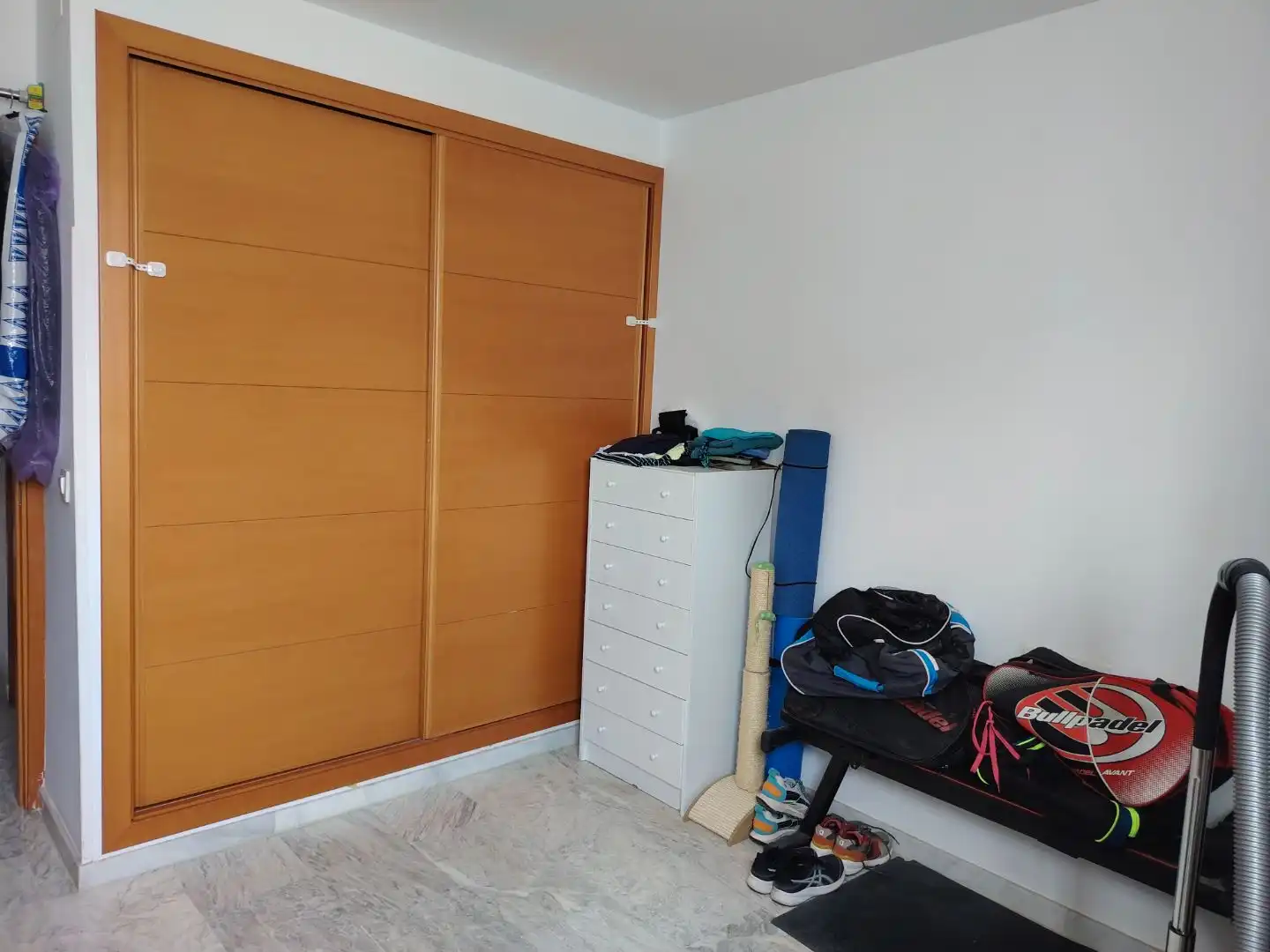 Bedroom of Flat for sale in  Sevilla Capital  with Air Conditioner and Balcony