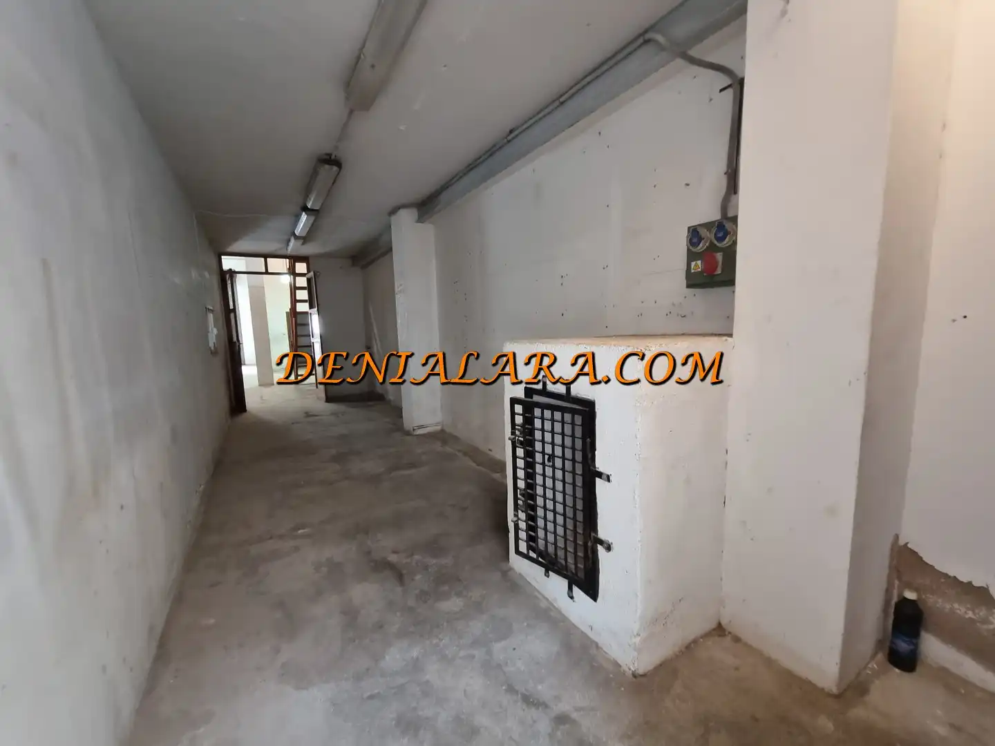 Commercial properties for rent in Pego