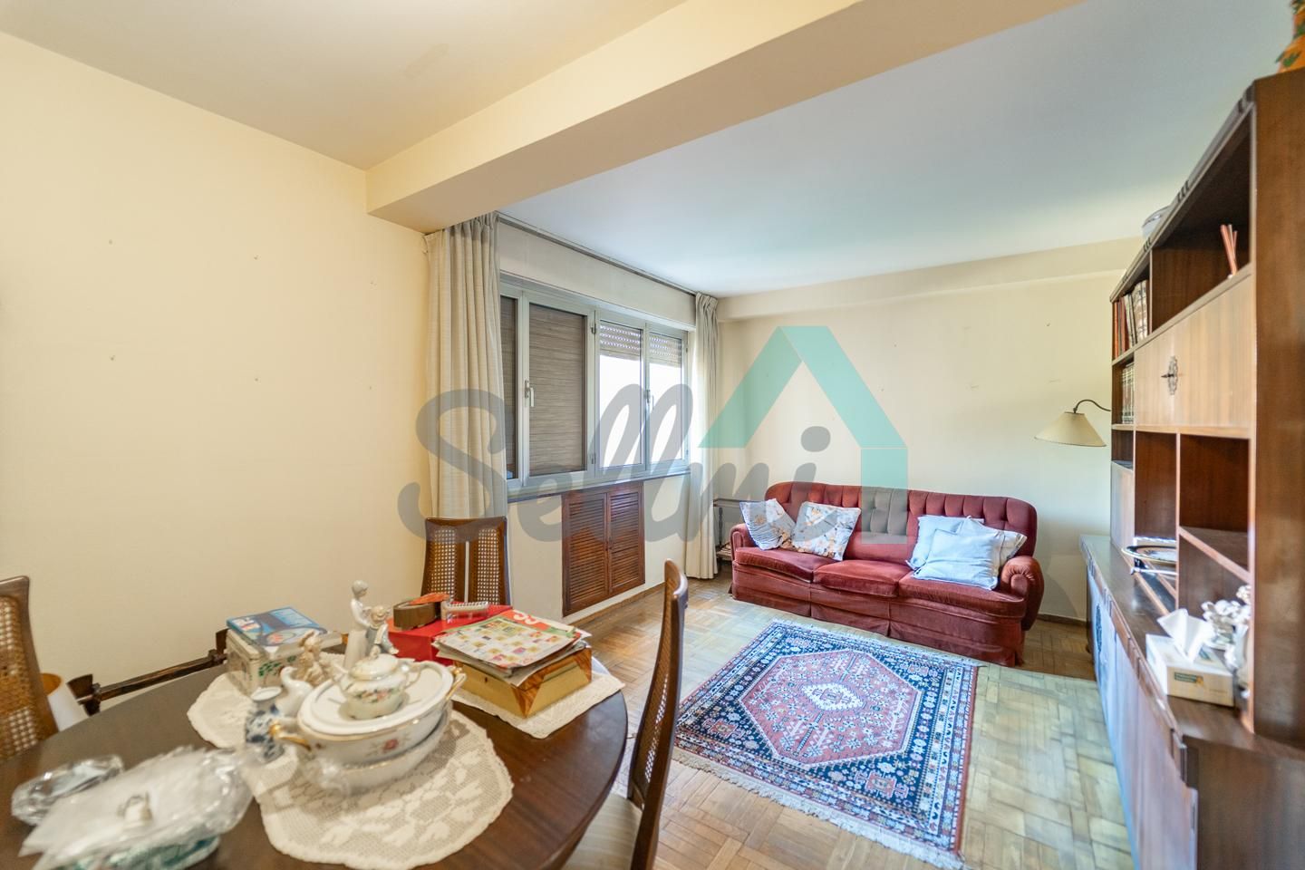 Sala d'estar de Pis en venda en Oviedo  amb Calefacció, Parquet i Terrassa