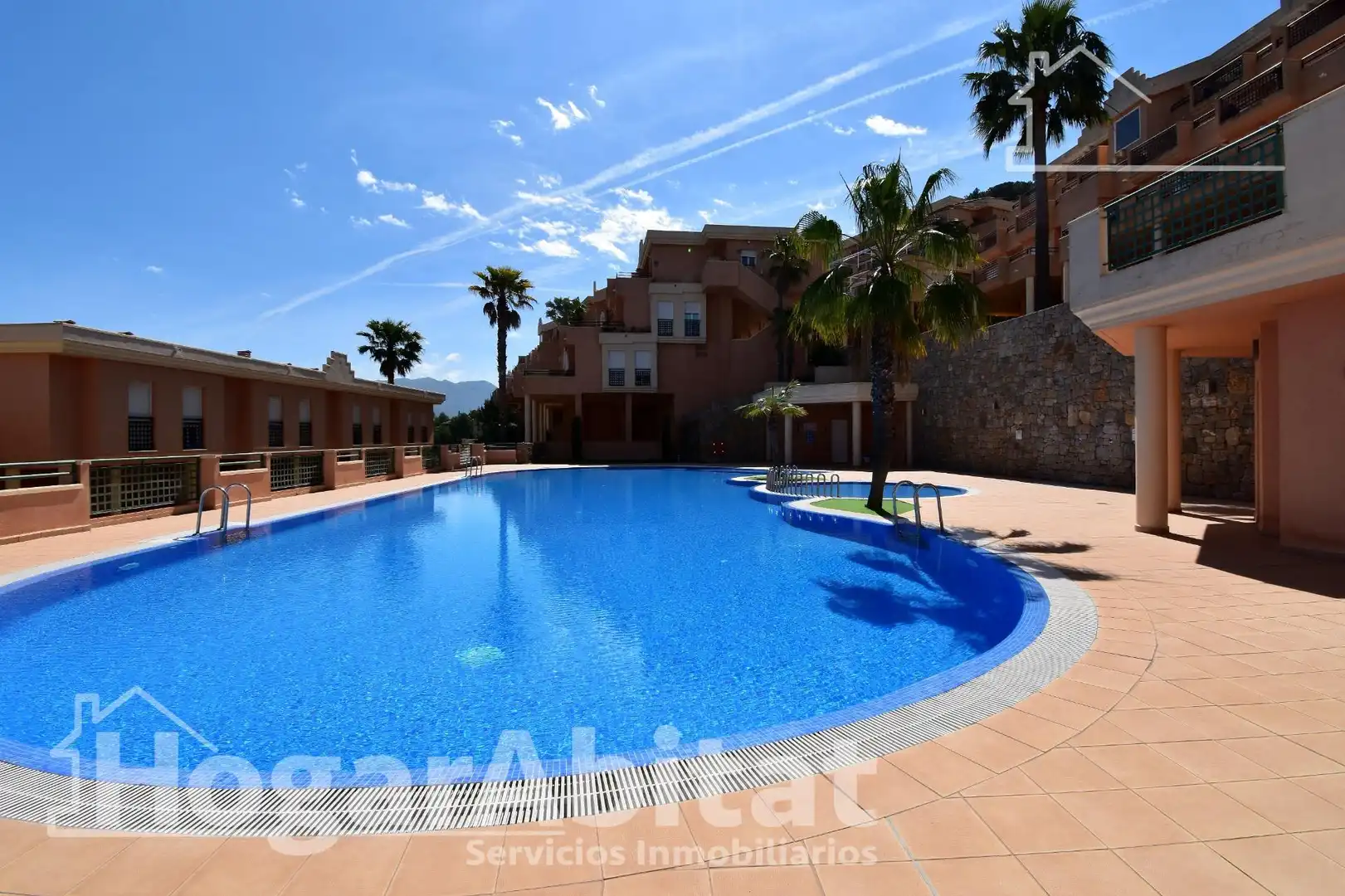 Vista exterior de Àtic en venda en Pedreguer amb Aire condicionat, Calefacció i Jardí privat