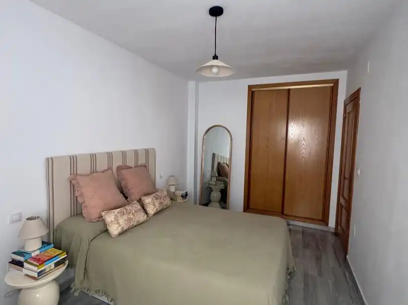Bedroom of Flat for rent in Málaga  with Air Conditioner, Furnished and Washing machine