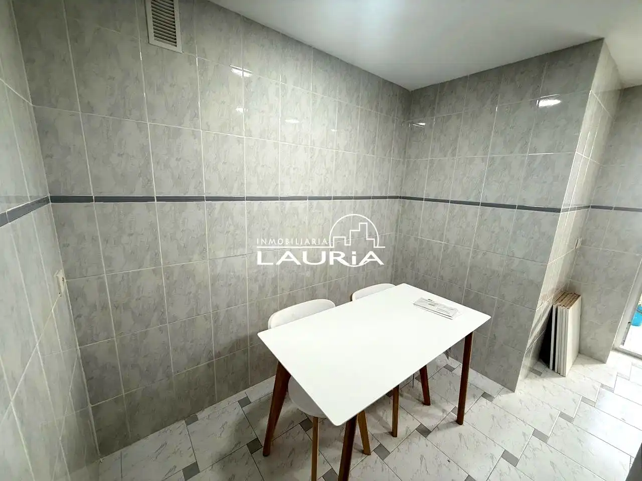 Appartamento con terrazza in affitto a Calle Jose Bea izquierdo, imagen 22