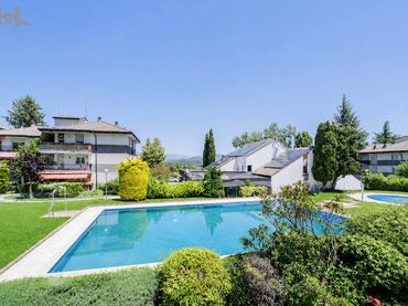 Piso con balcón en venta en El Praderón