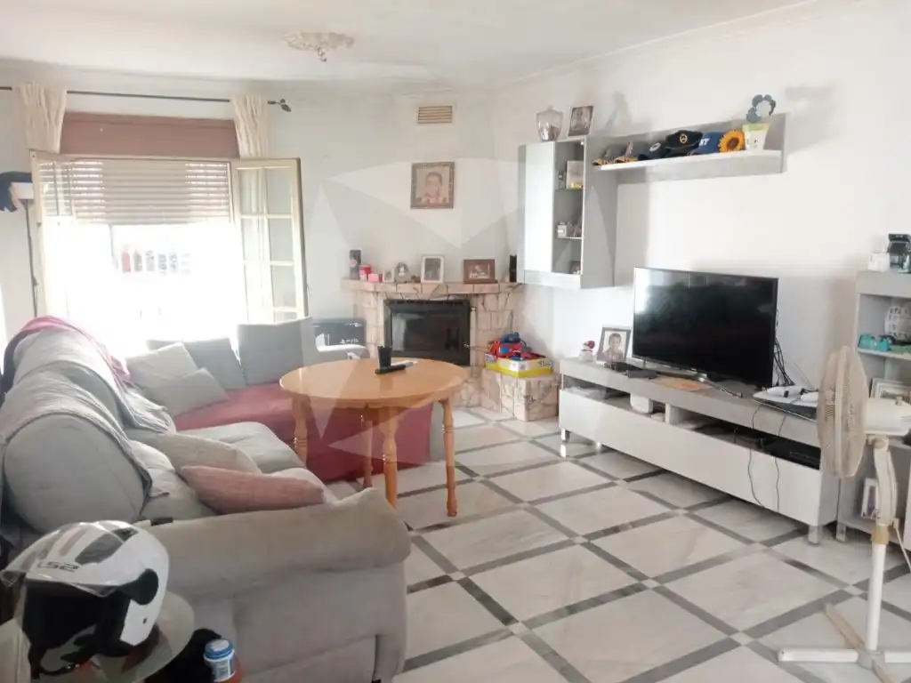 House with balcony for sale in Calle Cespedes, imagen 14