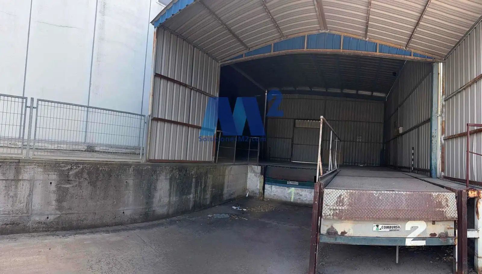 Industrial building to rent in bell, imagen 4