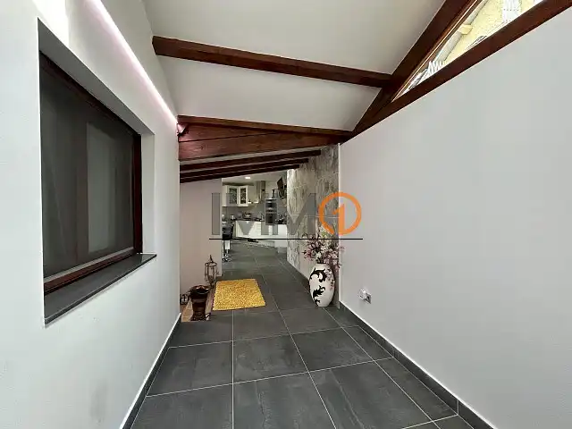 Casa aparellada en venda a Fontaneda, imagen 9