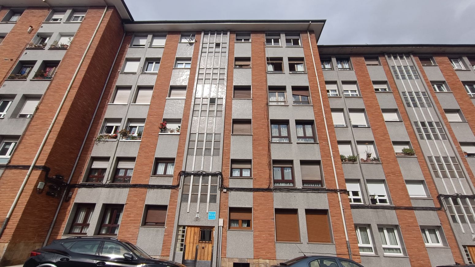 Vista exterior de Pis de lloguer en Gijón  amb Calefacció