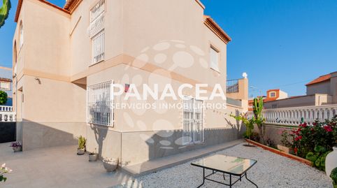Chalet pareado en venta en Roquetas pueblo