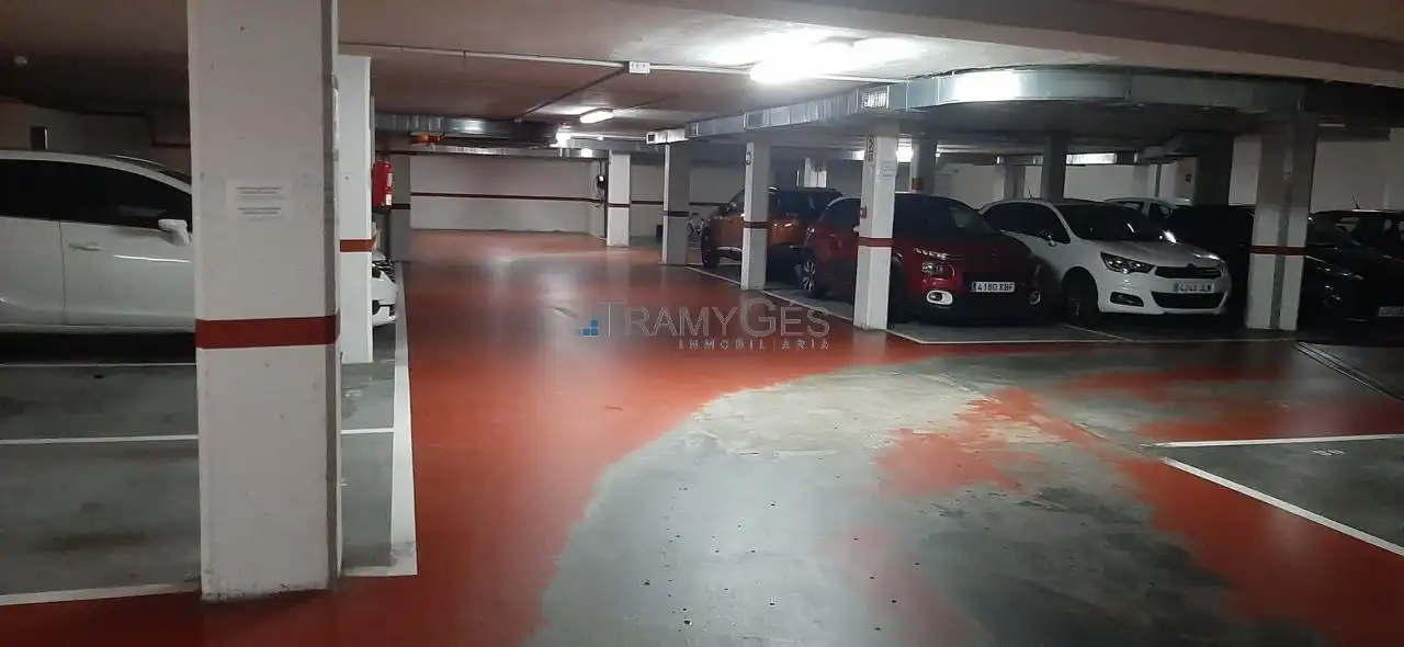 Aparcament de Garatge de lloguer en A Guarda  