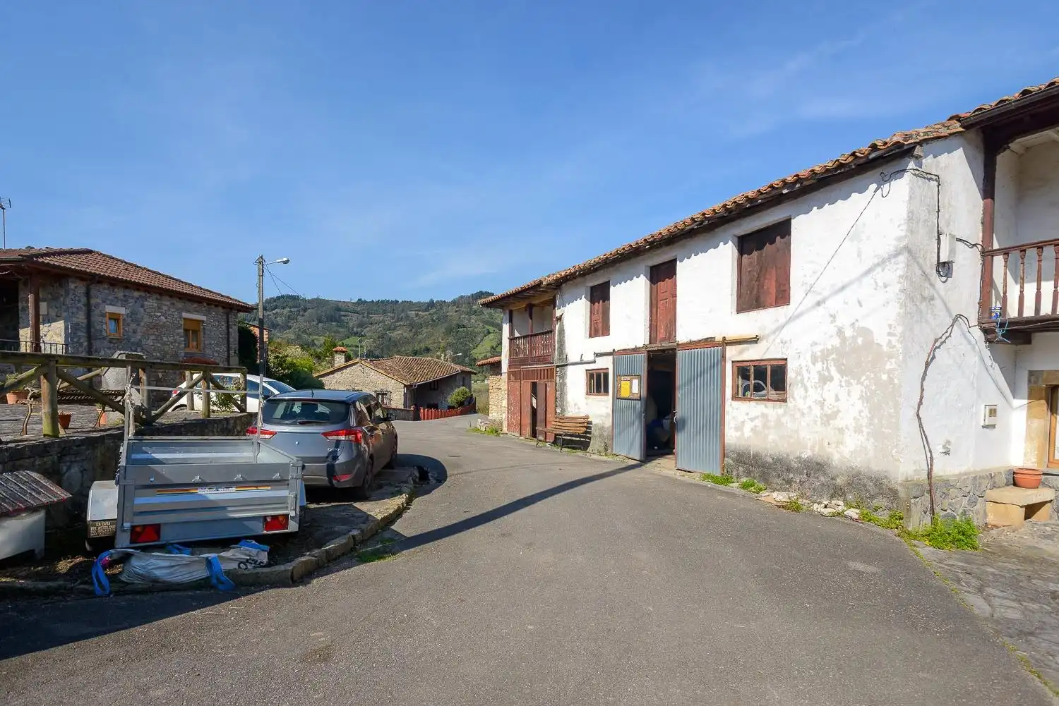 Vista exterior de Casa adosada en venda en Villaviciosa
