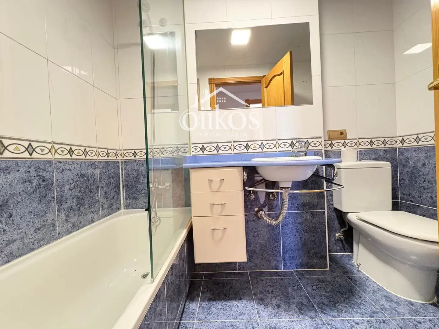 Baño de Piso en venta en Salamanca con Calefacción, Parquet y Piscina