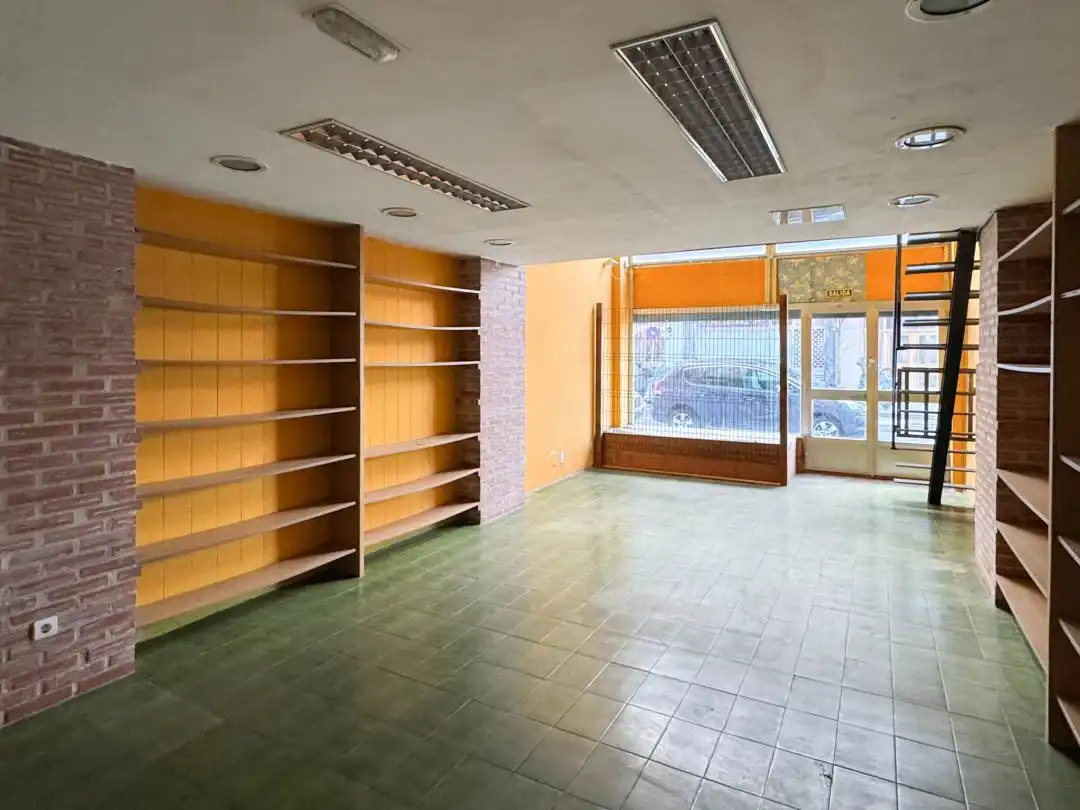 Locale commerciale in affitto a Castilla - Hermida, imagen 5