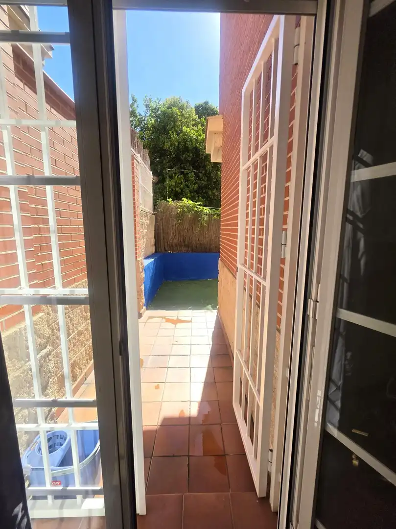 Jardí de Planta baixa en venda en Valdemoro amb Calefacció, Parquet i Terrassa