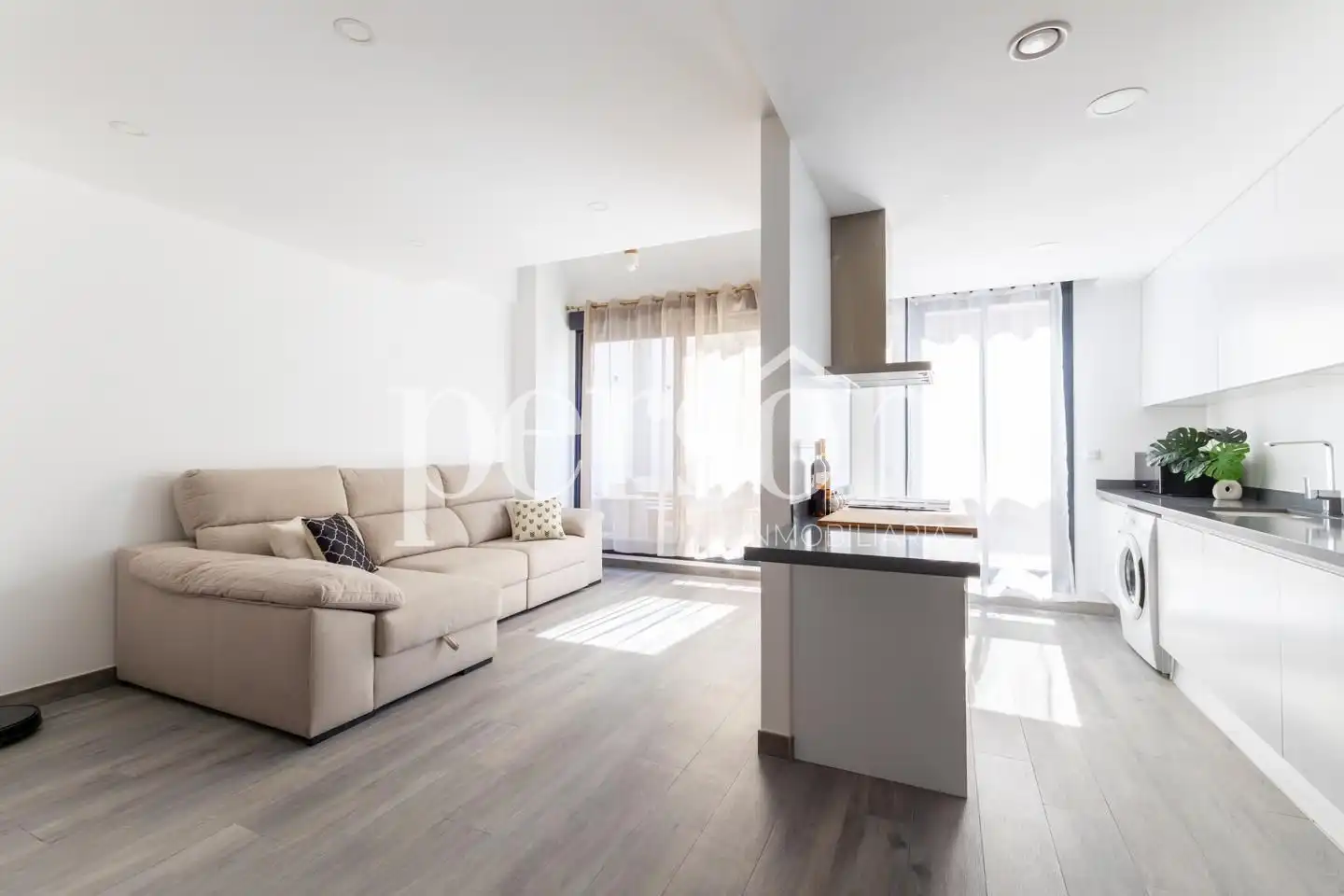 Living room of Attic for rent in Valencia  with Air Conditioner, Heating and Terrace