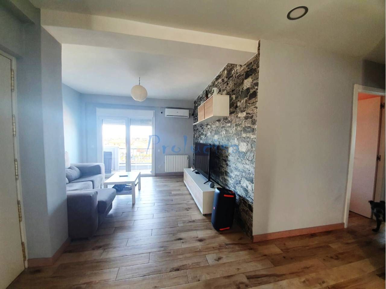 Living room of Flat for sale in Moraleja de Enmedio  with Air Conditioner, Heating and Terrace