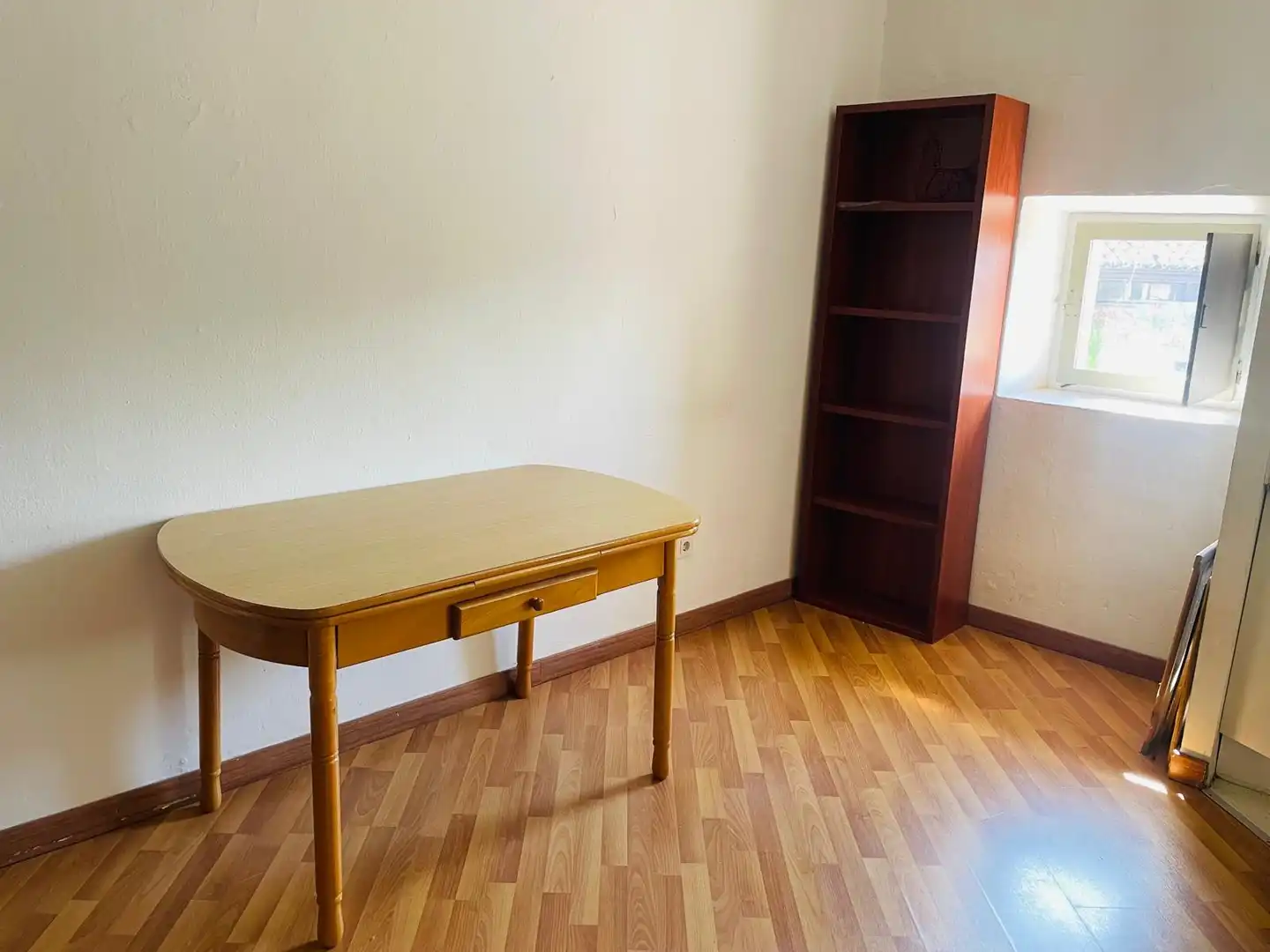 Habitación de Piso de alquiler en Girona con Aire acondicionado, Calefacción y Parquet
