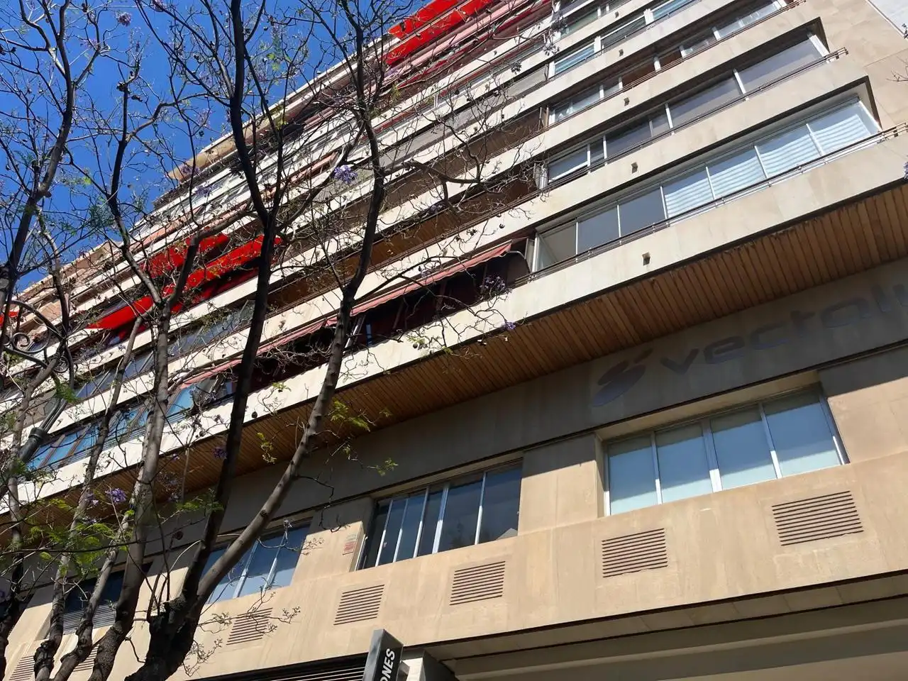 Vista exterior de Piso en venta en Alicante / Alacant con Aire acondicionado