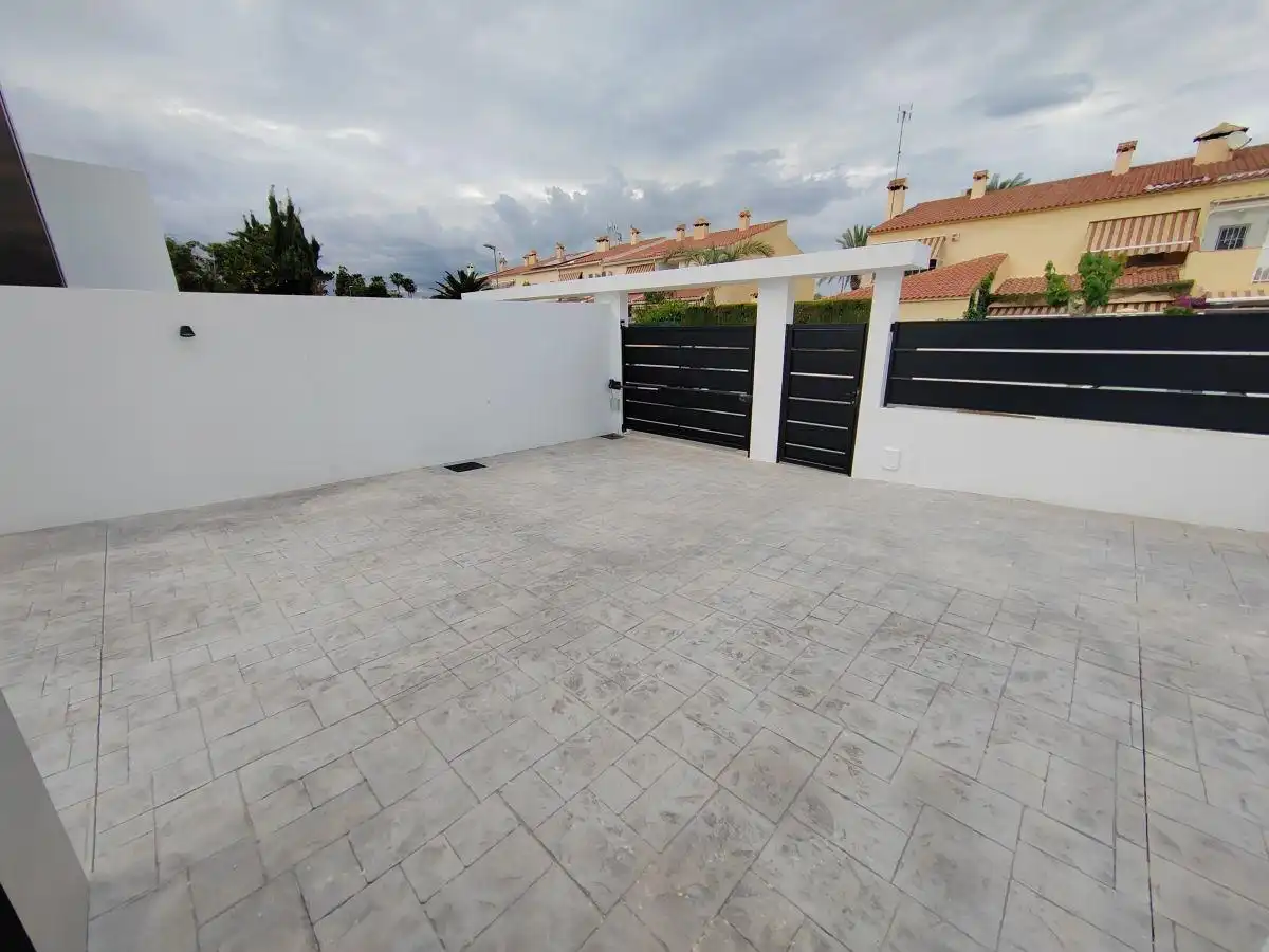 Terraza de Casa o chalet en venta en Sant Joan d'Alacant