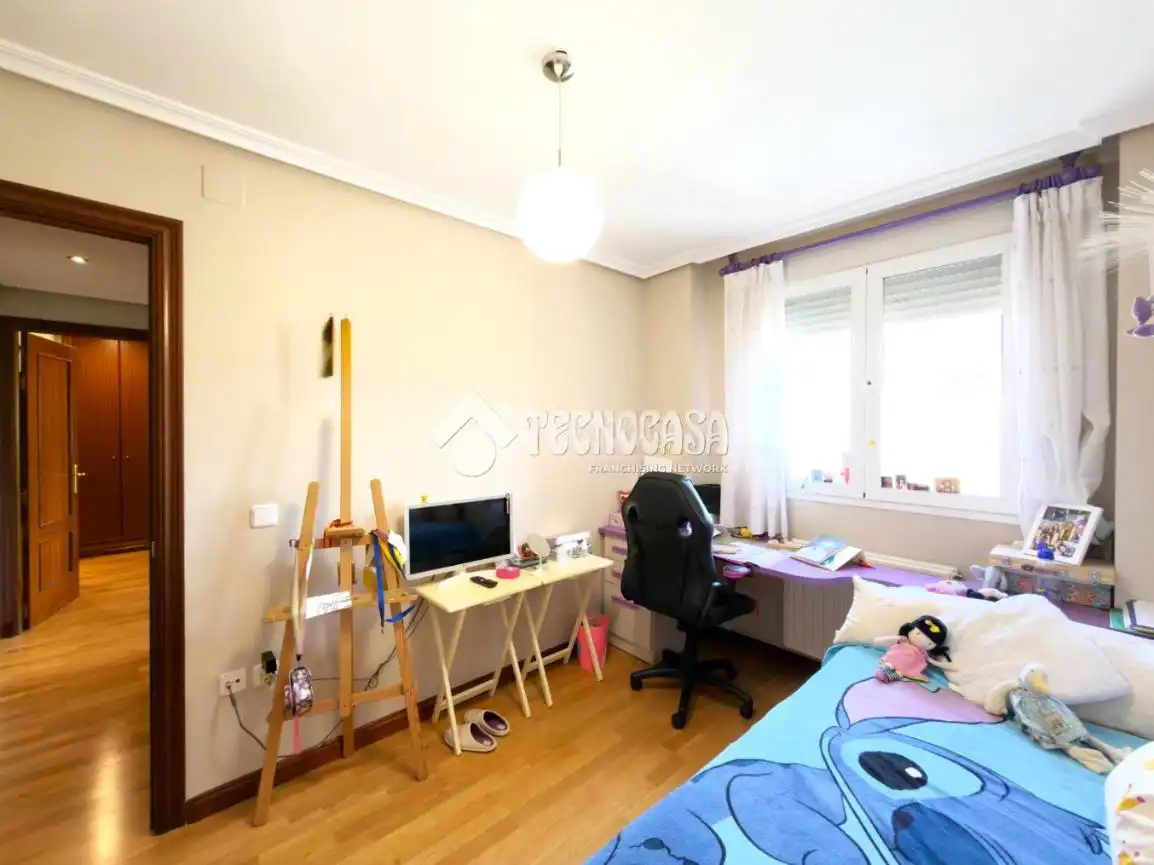Habitación de Piso en venta en Cuenca con Calefacción, Parquet y Trastero
