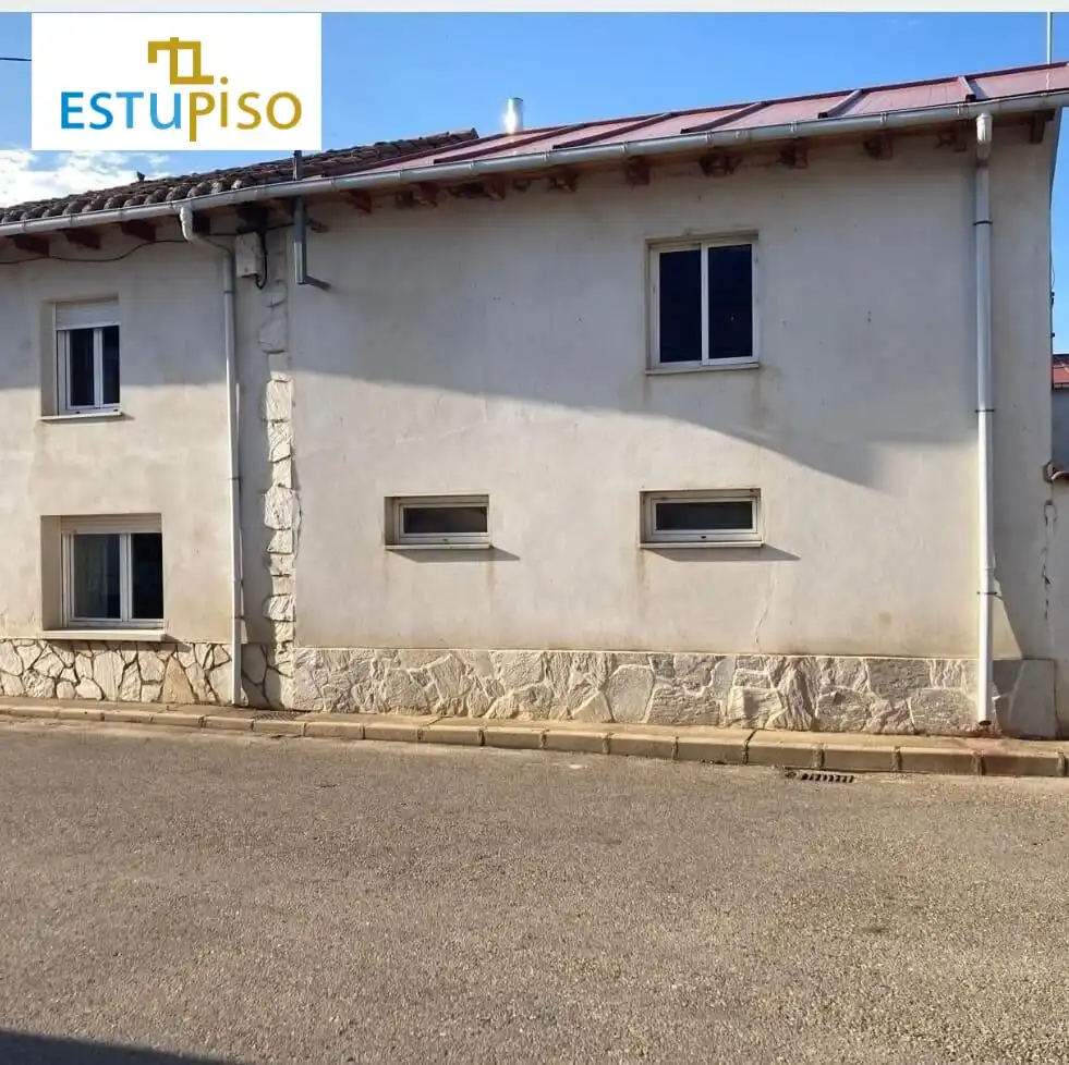 Vista exterior de Casa o chalet en venta en Valdepolo con Calefacción y Jardín privado