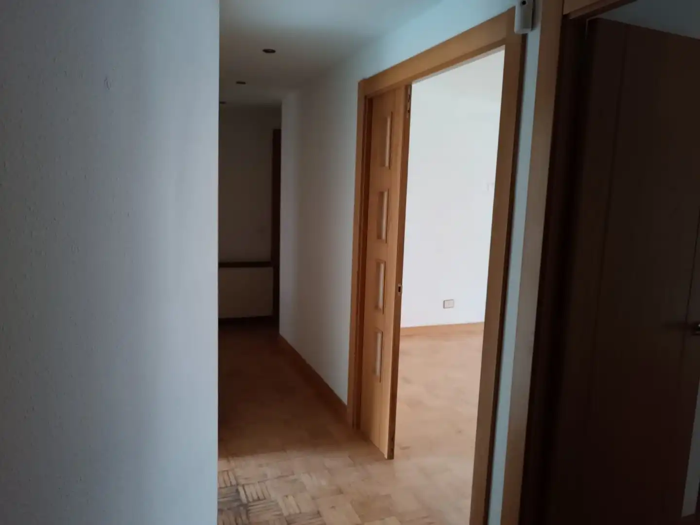 Piso en venta en Pradoluengo con Parquet y Terraza