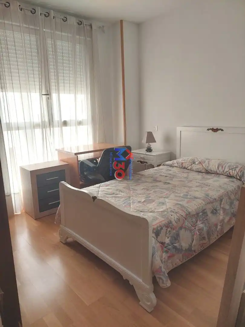 Dormitori de Pis en venda en Miranda de Ebro amb Calefacció, Terrassa i Traster